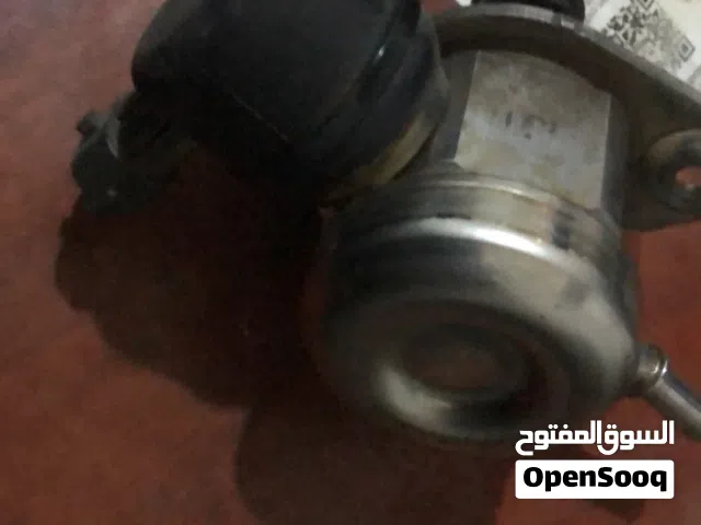 بومبة بنزينه تركب في المحرك الامامي للبيع