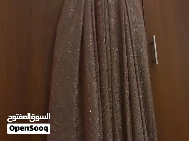 فستان سهرة طويل