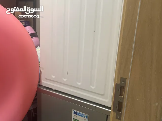 Dishwasher and cloth dryer used for 5 months still works (only cash)