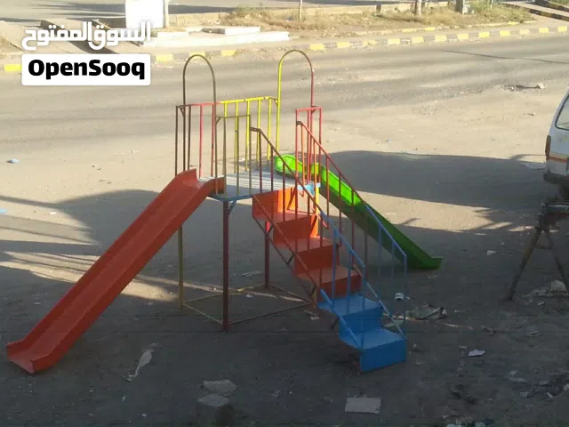 زحاليق ومراجيح فيبر جلاس متعدد الاحجام والاشكال جوده