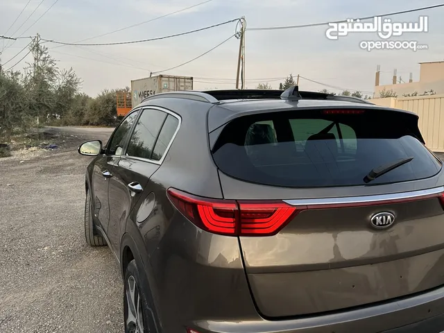 جيب كيا سبورتج 2018 4*4 وماتور 2000 ديزل وبنوراما فل سعرر حررق