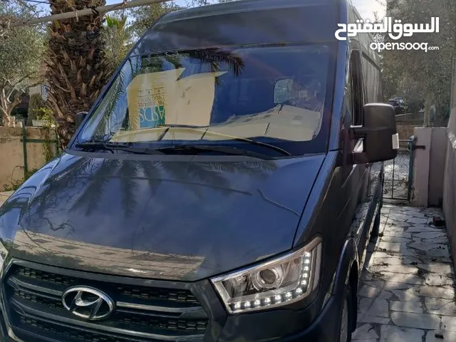 هيونداي 2018 HD350