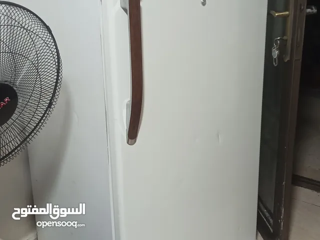 للبيع ثلاجه ممتازه ال جي