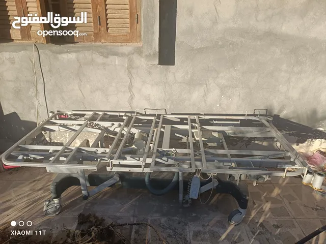 سرير طبي كهربائي للبيع