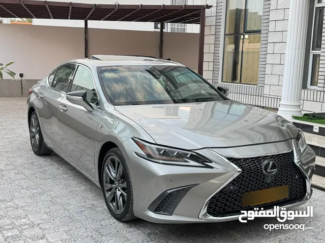 لكزس ES350 F SPORT 2019 نظيف جدا وبسعر معقول