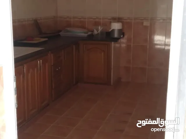 140 m2 2 Bedrooms Townhouse for Sale in Tripoli Ain Zara