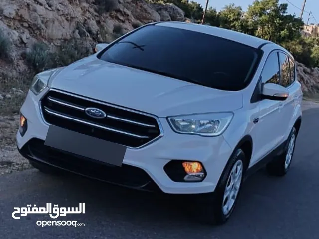 سيارة فورد سكيب موديل 2018