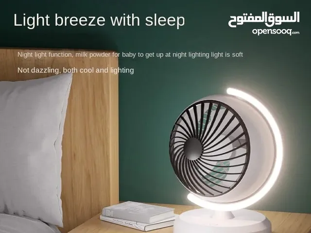 مروحة المكتب الصغيرة الشحن مع أضاءة LED