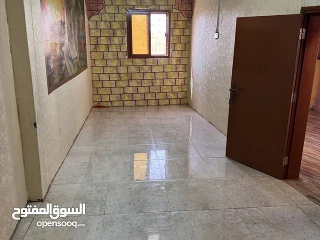 350 m2 4 Bedrooms Townhouse for Rent in Al Dakhiliya Nizwa