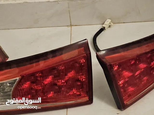 اسطبات خلفية لكزس is300مديل 2012بختم الوكاله