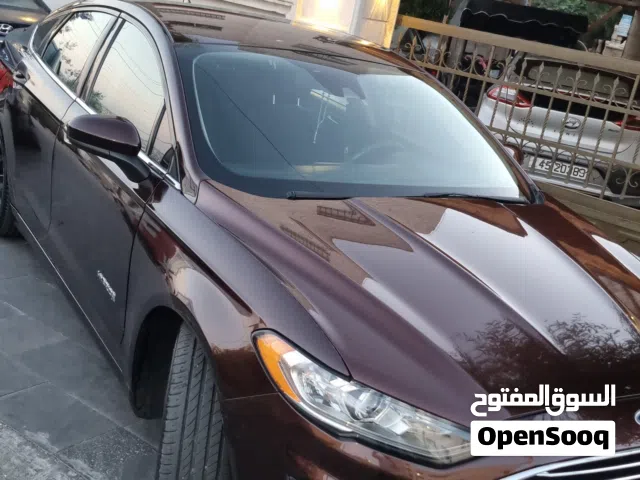 2019 فورد فيوجن SE