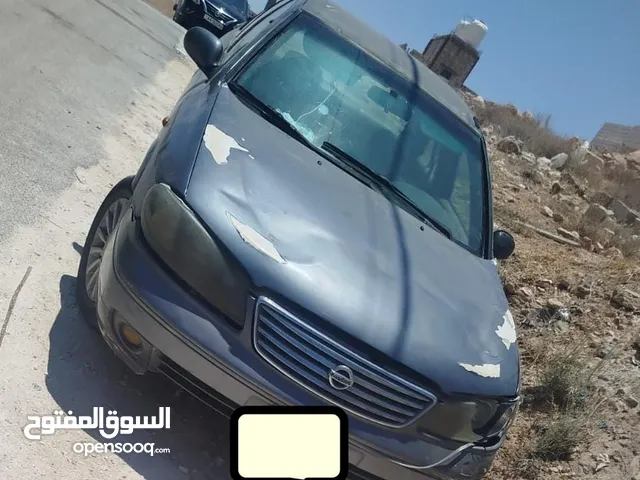 نيسان صني للبيع موديل 2001