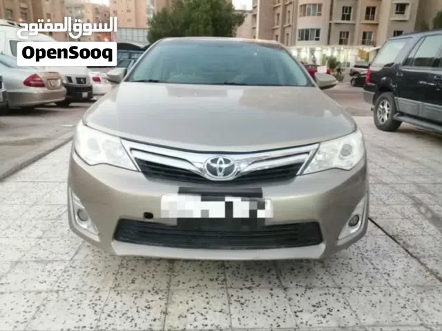 2014 تويوتا كامري GLX