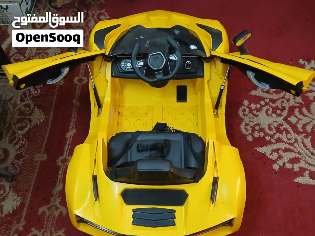 سيارة ركوب للأطفال لحد عمر 8 سنوات