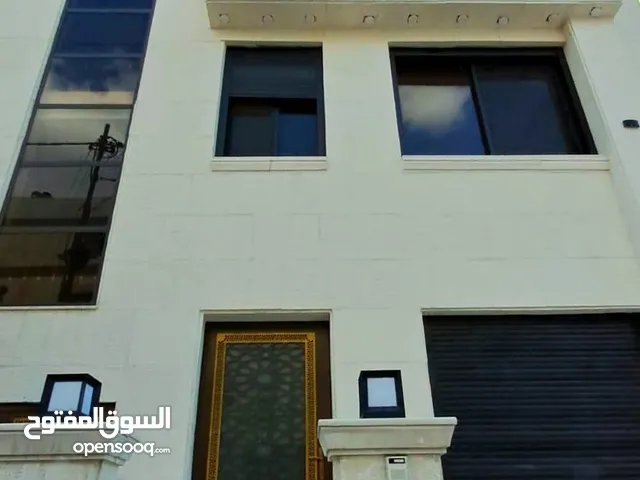 138 m2 3 Bedrooms Apartments for Sale in Amman Tabarboor