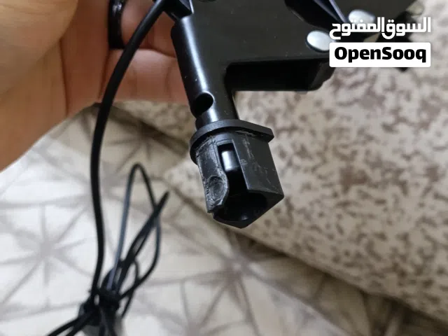 اضاءة مكتبية قوية