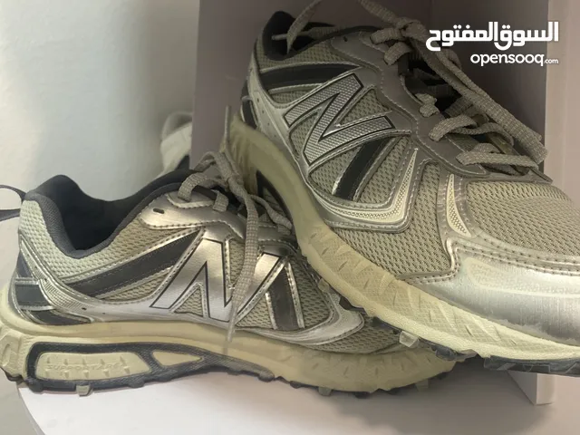 New balance shoes