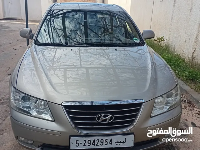 Used Hyundai Sonata in Tripoli