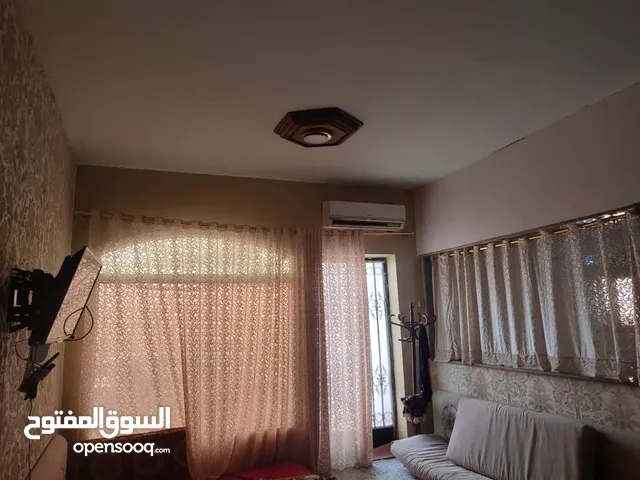 400 m2 More than 6 bedrooms Villa for Sale in Tripoli Souq Al-Juma'a