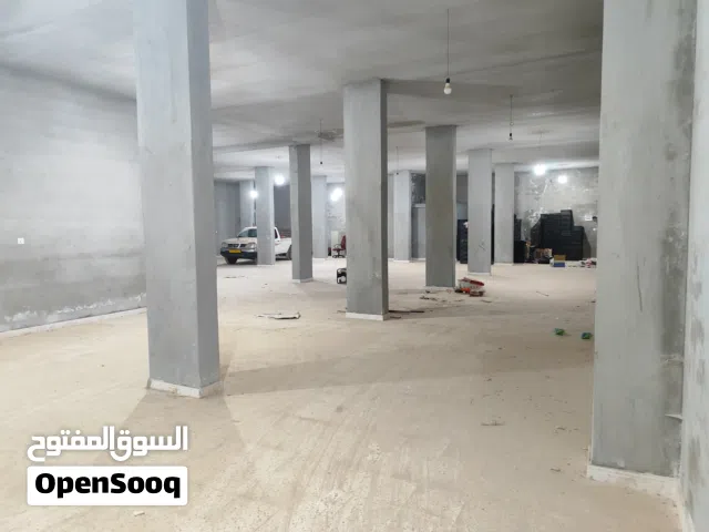 مخزن للأيجار