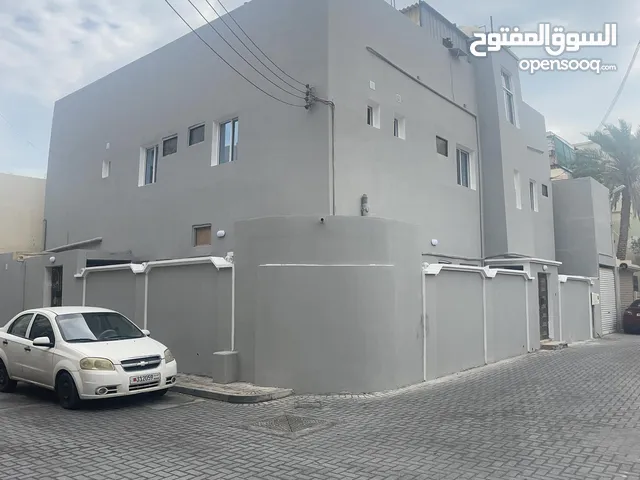 336 m2 More than 6 bedrooms Townhouse for Sale in Muharraq Hidd