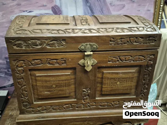 قطع منوعه.     .