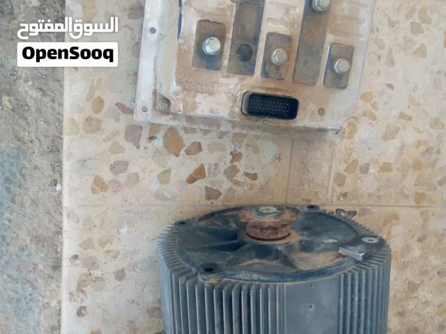 قطع دراجات كهربائيه مواتير وبطاريات . للبيع تواصل واتس