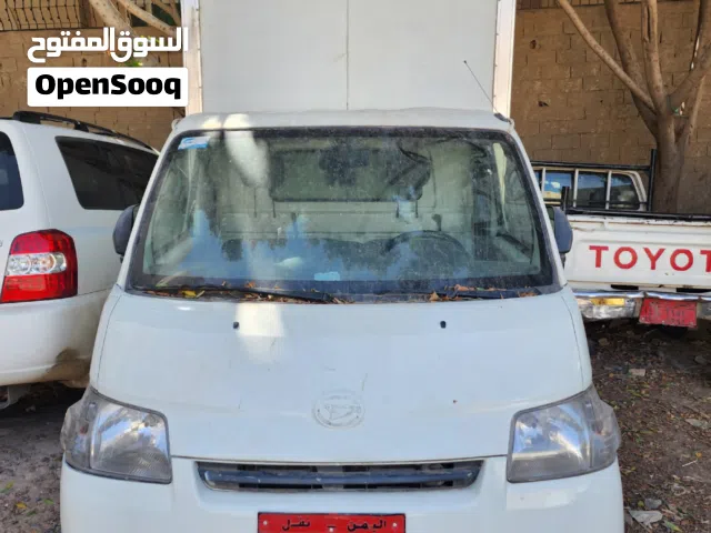2015 تويوتا اخرى