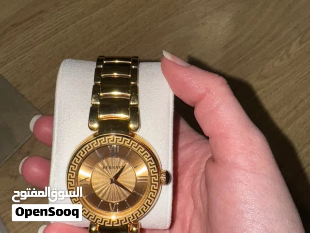ساعة varsace لون ذهبي