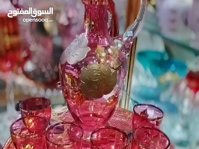 أباريق وأكواب