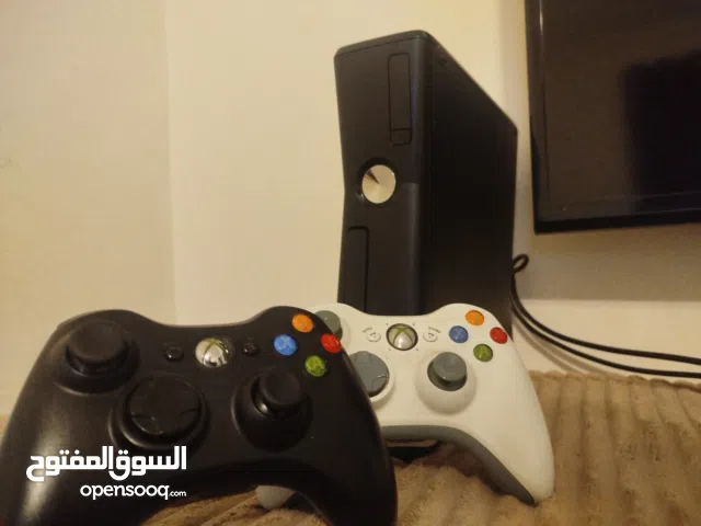 موجود الاكس بوكس 360 لتبديل فقط على بلايستيشن 4 مهكرة