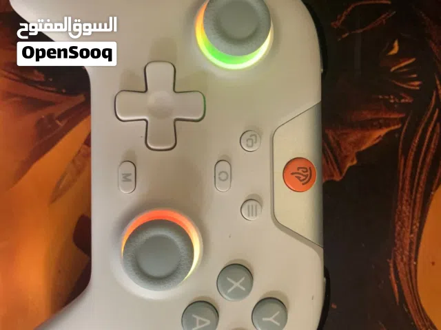 متوافر عندي يد اكس بوكس للبيع
