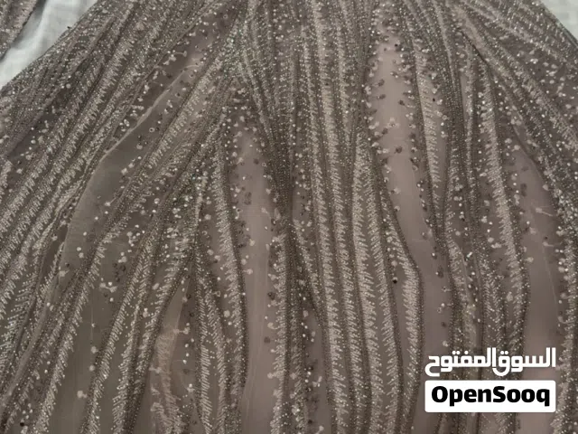 للبيع فستان شبكة او مناسبات  شبة جديد