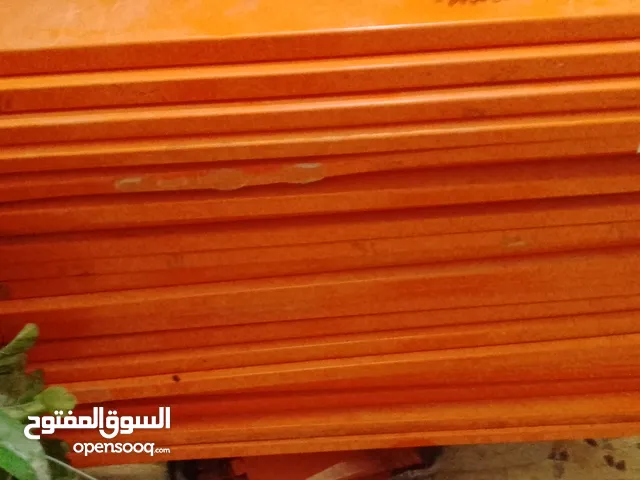 رفوف محل جدجد نضيفات