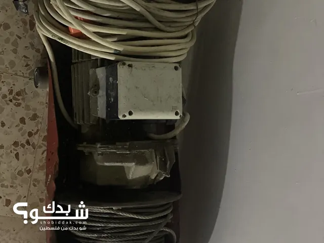 ماطور كهربائي بيرفع وزن لغاية 300 كيلو مستعمل بحالة جيدة الي معني