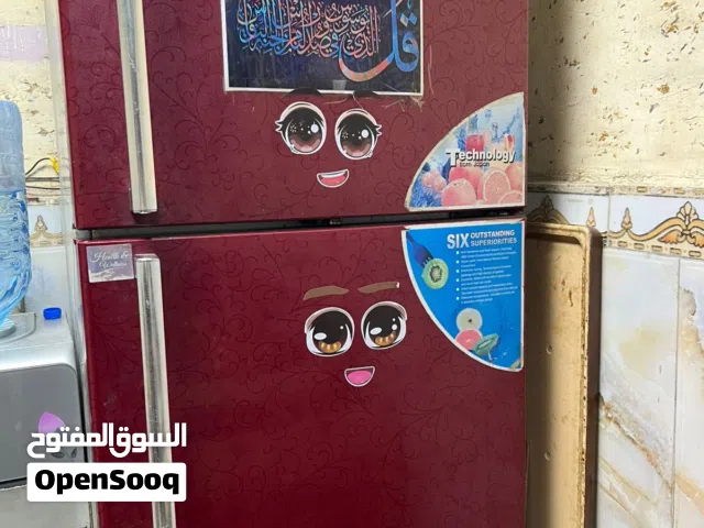 ثلاجه نضيفه جدا ممتازه للبيع