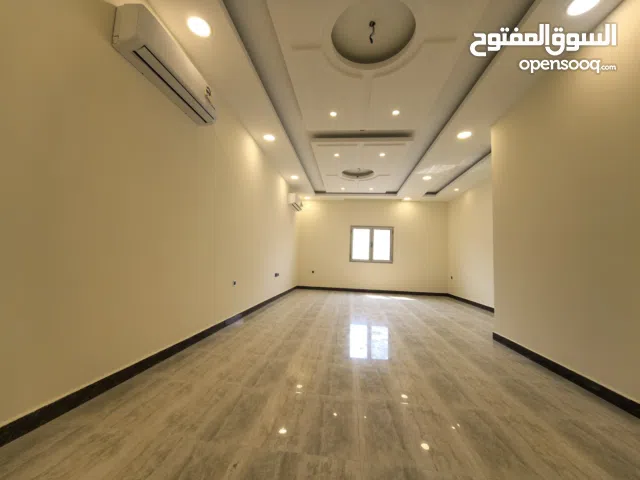 137 m2 3 Bedrooms Apartments for Sale in Muharraq Hidd