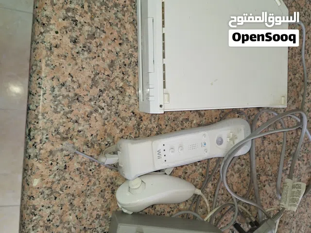 جهاز Nintendo Wii مستعمل بحالة جيدة