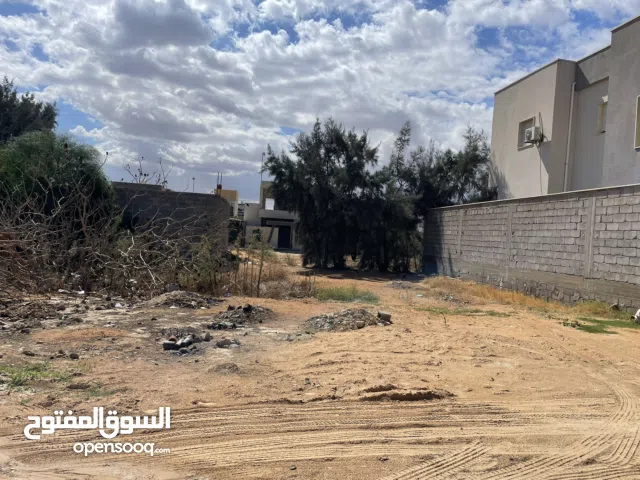 قطعة ارض جنزور نجيله بلقرب من شيل الفاندي
