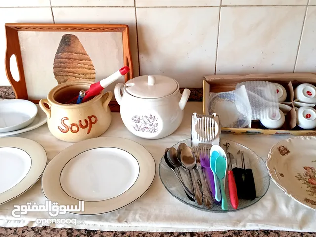 ادوات مطبخ وألعاب