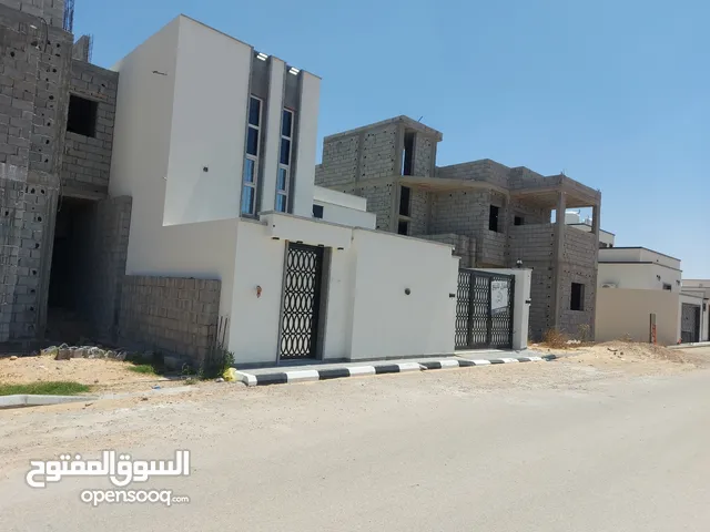 180 m2 3 Bedrooms Townhouse for Sale in Misrata 9th of July