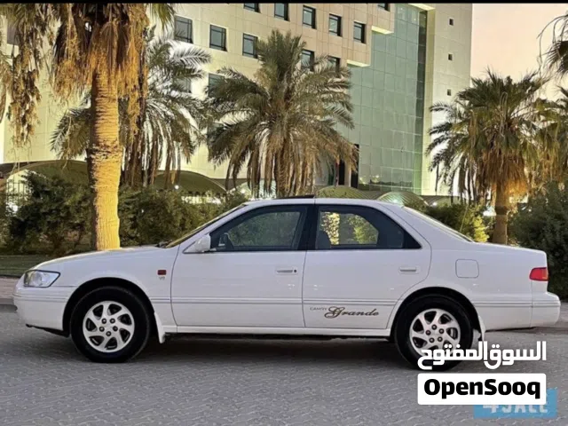 2001 Toyota Camry Grande