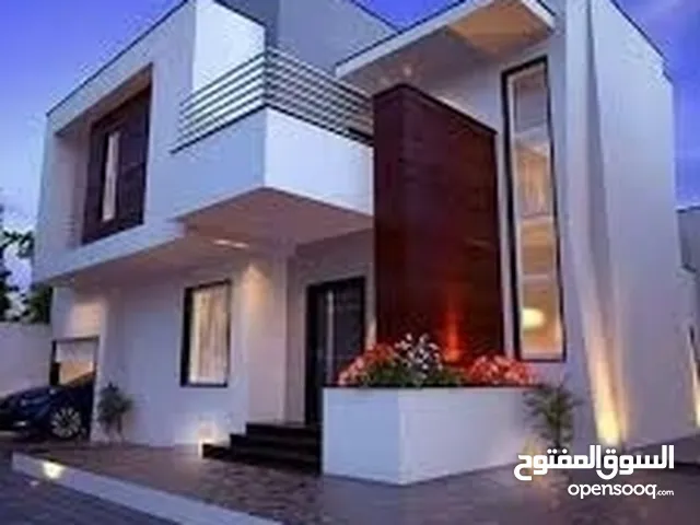فيلا للبيع على الرئيسي شارع الخليج