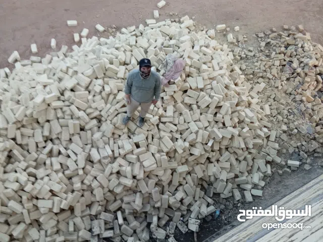 متوفر خلفات