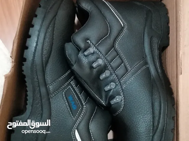 WAQ brand new Safety shoes for sale each pair price 3 rial only