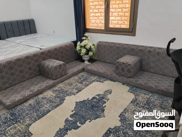 جلسة أرضية (ديوانية) كالجديده تماما
