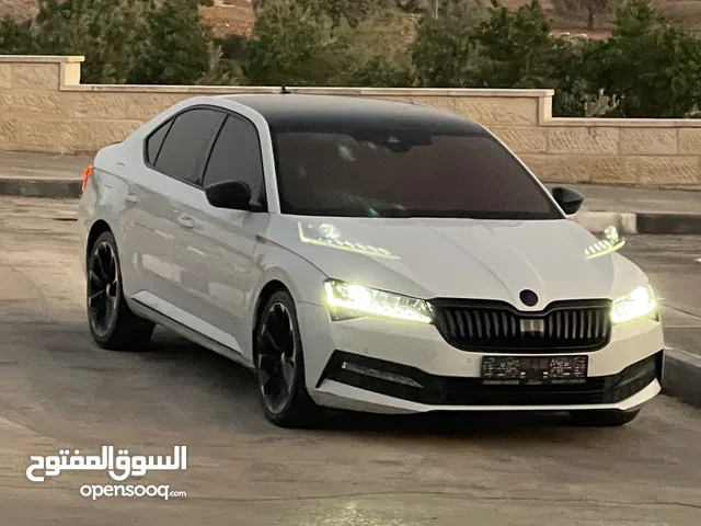 SKODA SUPER B SPORT LINE FACE LIFT