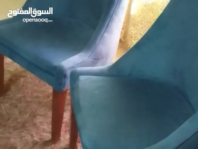 كراسي عدد 2 تفصيل بحاله ممتازه