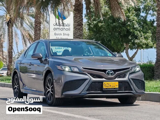 فئه جميله وناجحه وانيقه . كامري الشكل الجديد SE رقم واحد الفئه الأولى سبورت 4 سلندر 2023