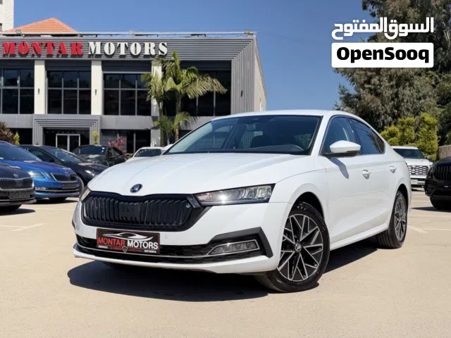 2023 سكودا اوكتافيا Standard